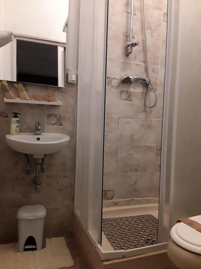 Ambrabed Lunghezza Station Bed & Breakfast Екстериор снимка