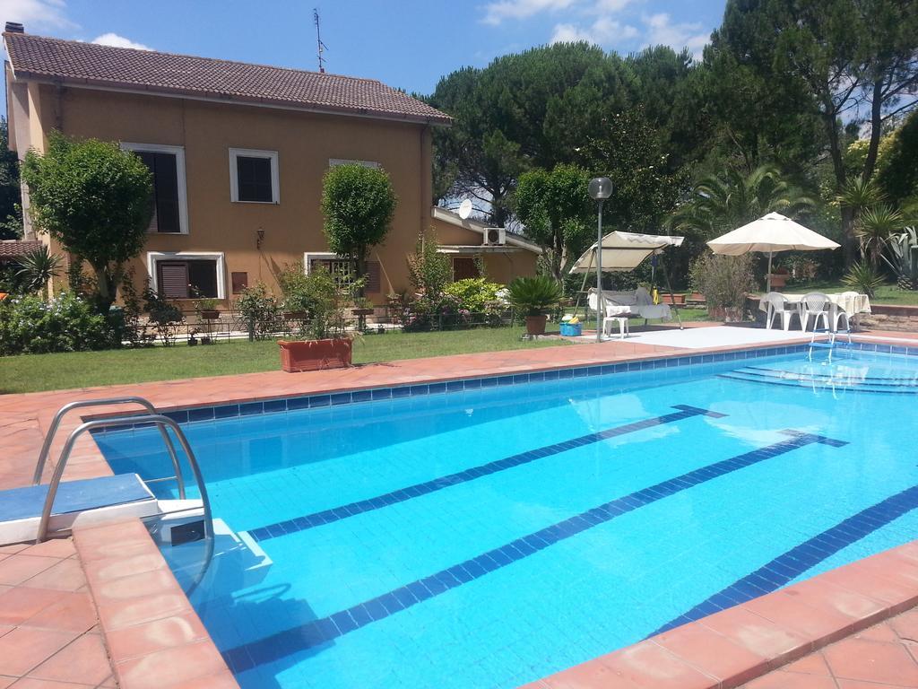 Ambrabed Lunghezza Station Bed & Breakfast Екстериор снимка